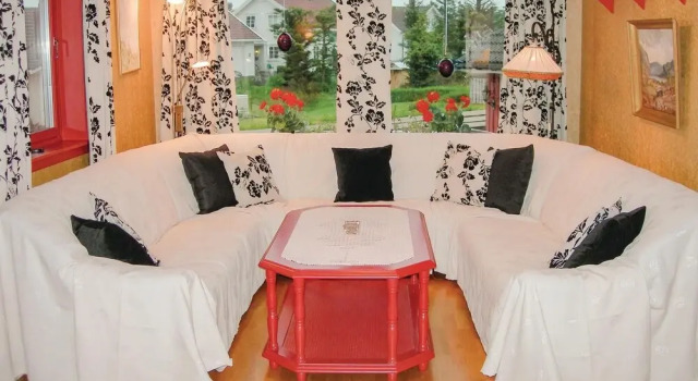 Nice Home in Borhaug With 5 Bedrooms and Wifi, Rezerwuj Hotel Hotele biznesowe w Agder, 4* 5*
