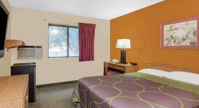 Двухместный номер Standard Super 8 by Wyndham Charlotte/Amusement Park Area