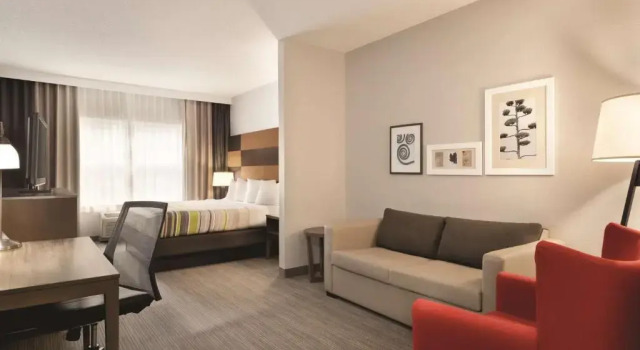 Люкс Country Inn & Suites by Radisson, Boone, NC