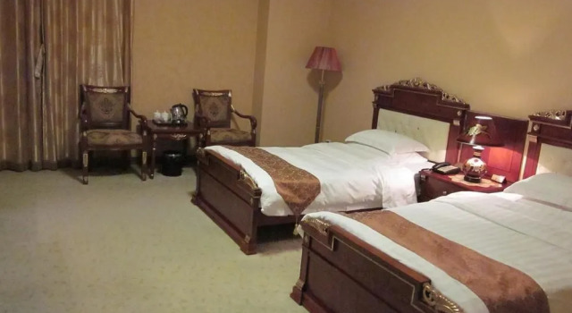 Guangzhou Logistics Business Hotel, Boek Hotel Hotels in Guangdong met parkeren, Parkeren