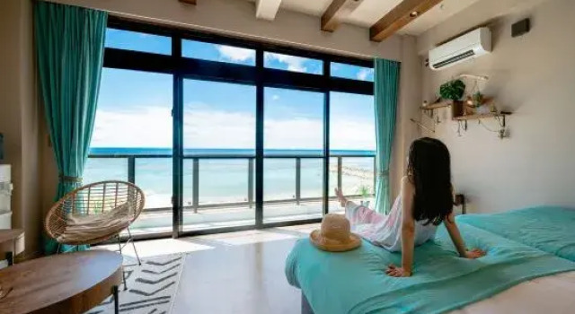 Sea & starry sky " Wassa Wassa inn"