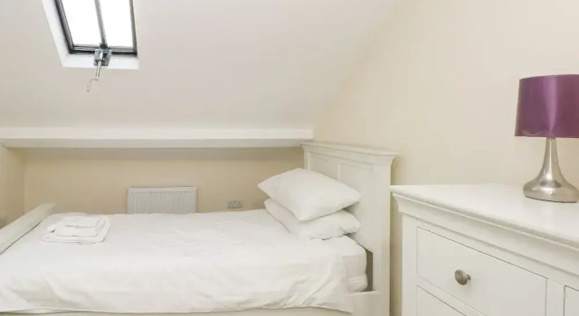 12 Eagle Parade, Rezervasyon Tatil Evi Merseyside villalar, Villa