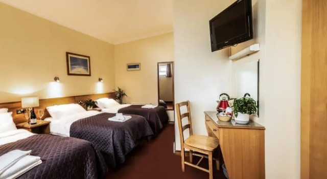 Holiday Hotel, Забронировать Отель Отели Голуэй с парковкой, Парковка