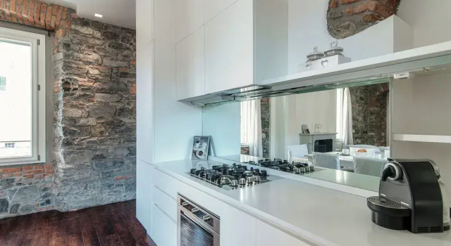 Stunning Central Como apt by JOIVY, Забронировать Апартаменты/квартира Апартаменты Комо, рядом с Площадь Победы, Апартаменты/квартира