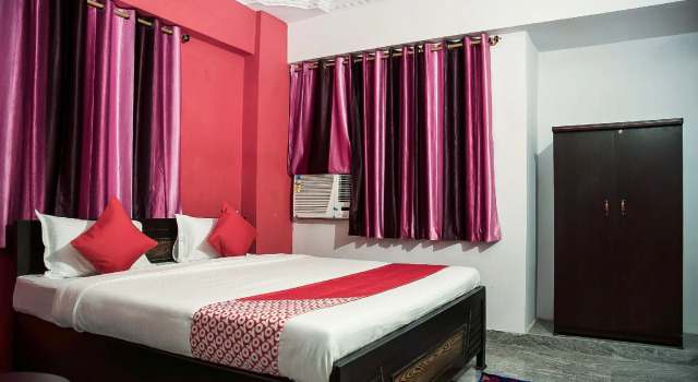 OYO 16360 Green Homes