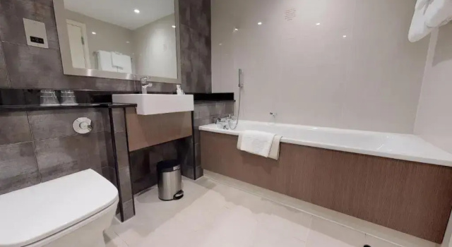 Двухместный номер Premium Holiday Inn London Kensington High St. by IHG
