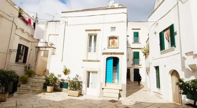 Villaggio In Case Sparse Nel Centro Storico, Забронировать Отель Отели Мартина-Франка 3 звезды, 3*
