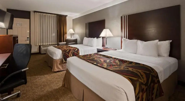Standard Vierer Zimmer Days Inn by Wyndham Columbia Kentucky