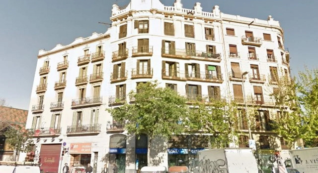 Apartaments Sant Jordi Girona 97, Забронировать Отель Эшампле Барселона, рядом с Santa Caterina Market