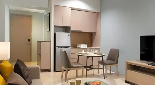 Standard Doppel Zimmer 1 Schlafzimmer mit Poolblick Mangkuluhur Residences by Lorin