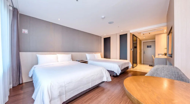 Двухместный номер Premier The First70 Hotel