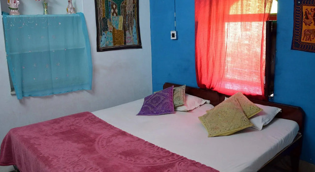 Monica Guest House and Safari, Забронировать Гостевой дом Джайсалмер штат Раджастхан, рядом с Форт Джайсалмер