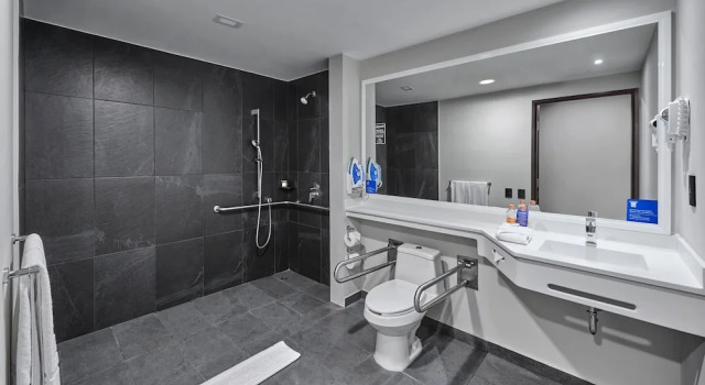 Четырёхместный номер Standard City Express by Marriott Ciudad de México Tlalpan