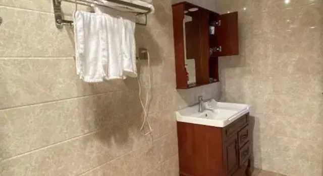 Кровать в общем номере (мужской номер) Judy's Guest House