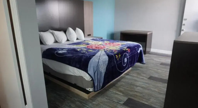 Номер Standard Thunderbird Motel