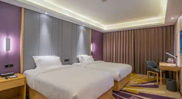 Двухместный номер Business Lavande Hotel Zhaoqing Qixingyan Scenic Spot Yihua International Square