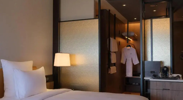 Deluxe Twin room Pullman Bandung Grand Central