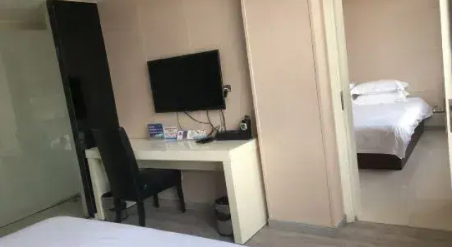 Люкс Deluxe Xiangfuding Business Hotel