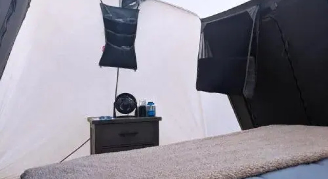 FunStays Glamping Setup Tent in RV Park #3 OK-T3, Prenota Campeggio Moab 