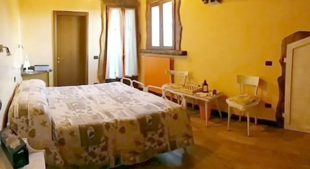 B&B La Guide Sestola, Забронировать Отель «постель и завтрак» Сестола Чмоне, рядом с Кресельный подъёмник Сестола-Пьян дель Фалько (нижняя станция)