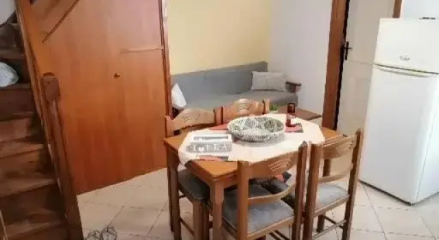 Samos House