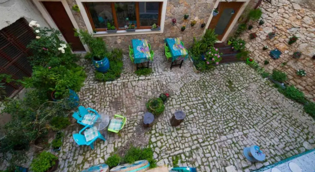 Кровать в общем номере Hostel Mare