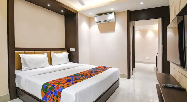 Номер Deluxe Fabhotel Samotel