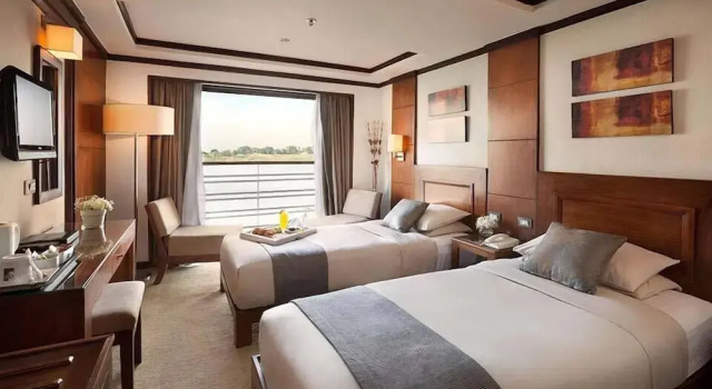 Nile Cruise book NOW 3 & 4 nights, Забронировать Отель Отели Аль-Луксора с парковкой, Парковка