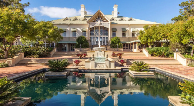 Двухместный номер с видом на гавань InterContinental Sanctuary Cove Resort by IHG