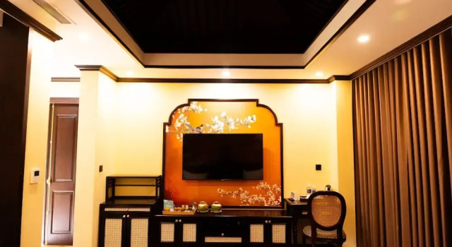 Legacy Hill Resort & Villas, Забронировать Курортный отель Луонг Сон 