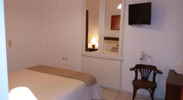 Perakis Apartments, Rezerwuj Apartament Hydra Saronic Islands