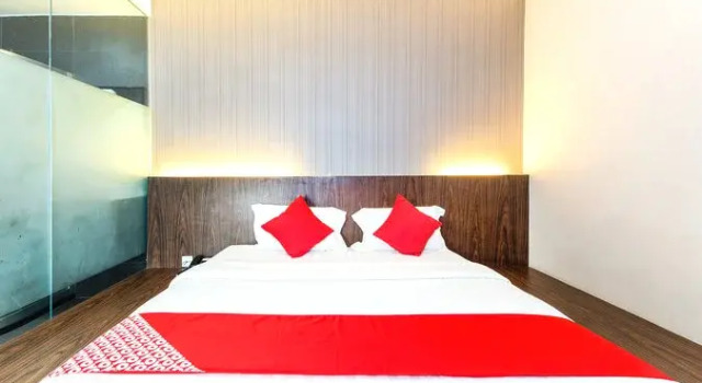 Двухместный люкс Hotel O 340 Comfort Hotel