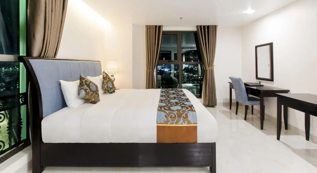 Двухместный номер Deluxe Royal Quang Binh Hotel