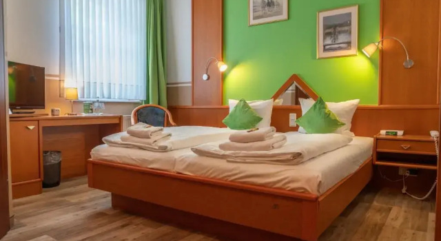 Parkhotel Neustadt Garni, Prenota Hotel Neustadt 