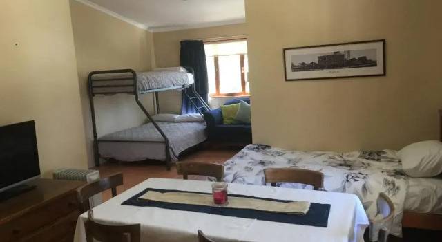 Апартаменты Girraween Country Inn