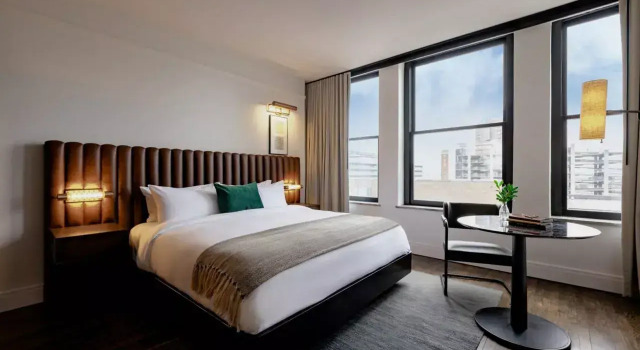 Номер Standard Surety Hotel, Autograph Collection