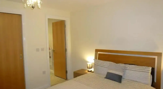 Infinity Serviced Apartments, Забронировать Апартаменты/квартира Отели Глазго с парковкой, рядом с Подвесной мост Портленд-Стрит, Парковка