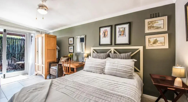 Greenlawns B&B, Забронировать Отель «постель и завтрак» Отели Cape Peninsula с бассейном, Бассейн