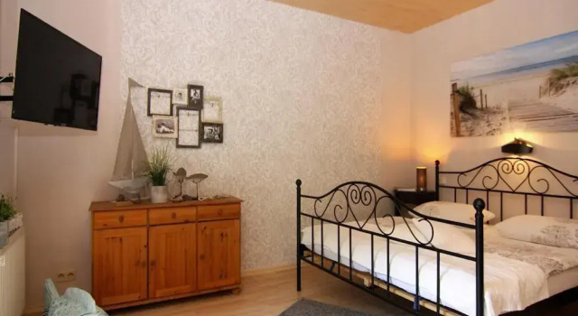 Ferienwohnung Vorgelsang_Warsin VO, Забронировать Отель Фогельзанг-Варзин земля Мекленбург-Передняя Померания