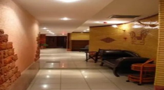 Persepolis, Book Hotel Bucharest Muntenia, near Băneasa Forest