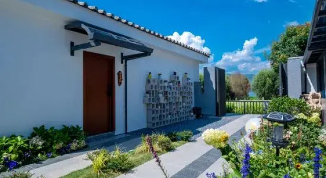 Longkan Huayu · LONKAN ISLE Designer Courtyard Homestay (Ecological Corridor Longkan Wharf), Prenota Hotel Hotel a Dali con parcheggio, Parcheggio