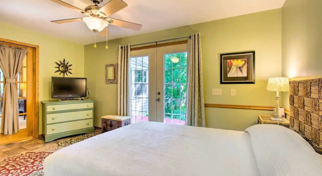 Elegant Home w/ Deck, 5 Blocks to Mayo Clinic