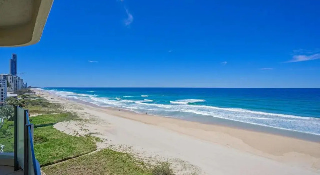 Апартаменты Dorchester On The Beach