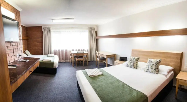 Четырёхместный номер Deluxe Murwillumbah Motor Inn
