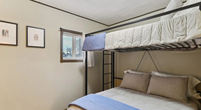 Choteau Vacation Rental w/ Yard: Walk to Downtown!, Rezerwuj Dom wakacyjny Choteau Montana