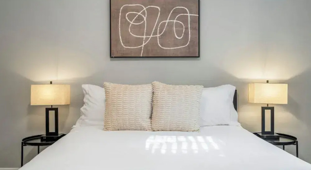 Spacious 4BR - Chase 1E, Varaa Huoneisto Chicago 