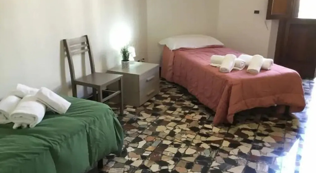 Fortezza Third floor, Забронировать Отель Отели Флоренции с парковкой, рядом с Базилика Санта-Кроче, Парковка