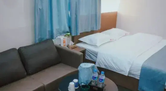 Люкс Deluxe Mingsu Business Apartment (Dongguan Huanghe Fashion City)