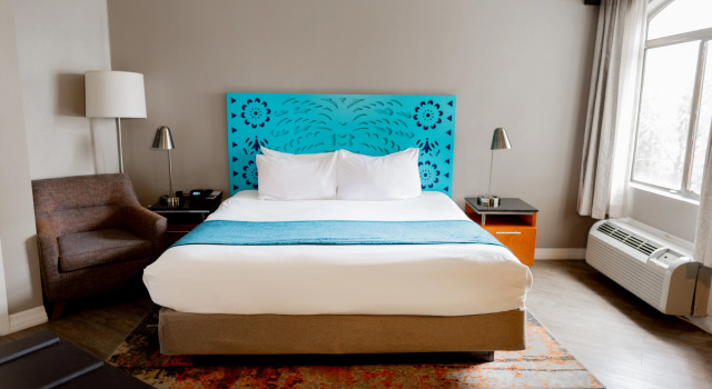 Hotel Indigo San Antonio Riverwalk by IHG, Забронировать Отель Сан-Антонио Bexar County, рядом с Район Перл