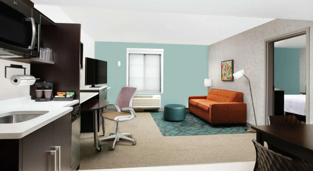 Двухместный люкс Home2 Suites by Hilton Long Island Brookhaven